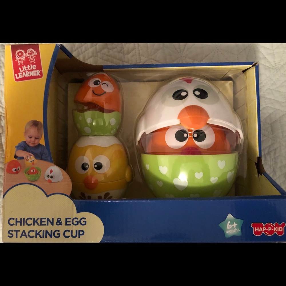 NIB Happy Kid learning cup stackers